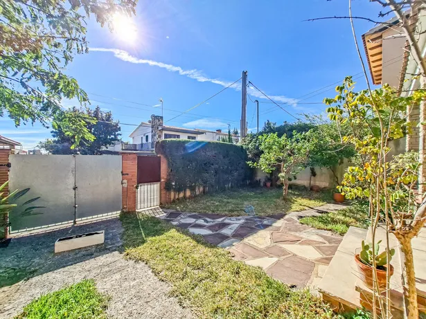 Chalet independiente en una sola planta en Premià de Mar