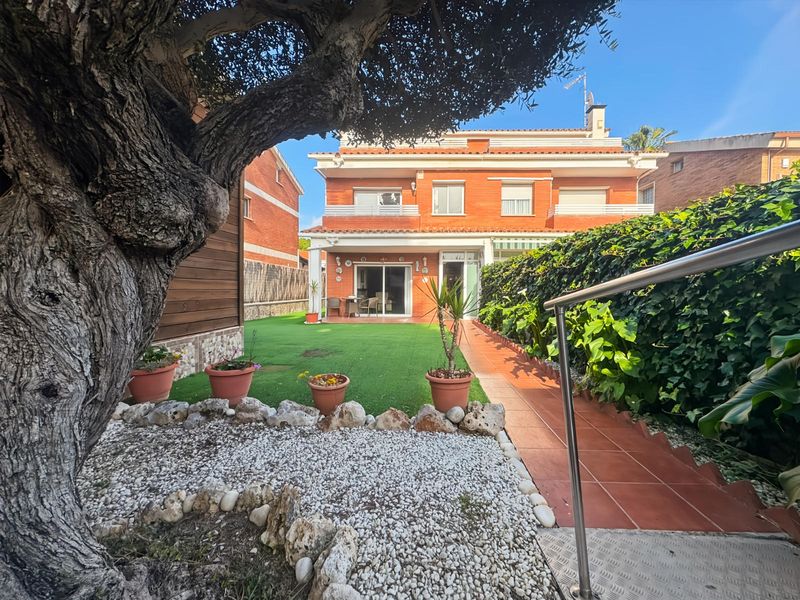 на продажу Sant Vicenç de Montalt, Barcelona. Ref: 2933. CORREDOR MATÓ