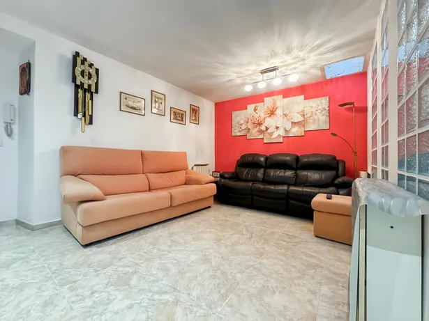 Casa 4 habitaciones con terraza y parquing en Arenys de Munt