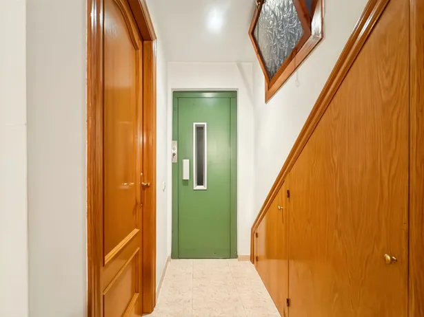 Casa 4 habitaciones con terraza y parquing en Arenys de Munt