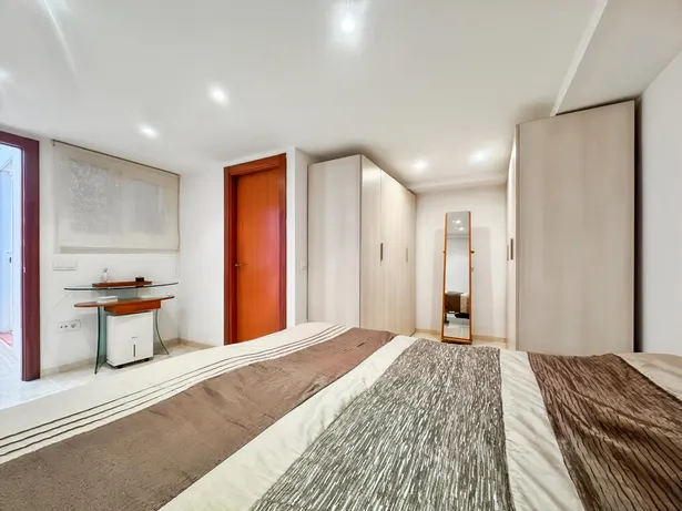 Casa 4 habitaciones con terraza y parquing en Arenys de Munt