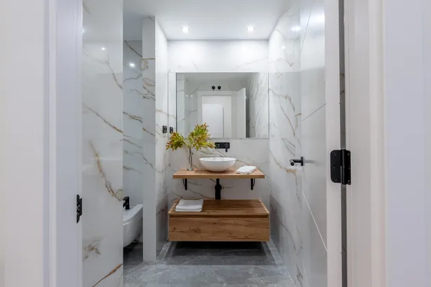 Exclusiva vivienda reformada de 215 m² en la emblemática esquina Diagonal–Muntaner