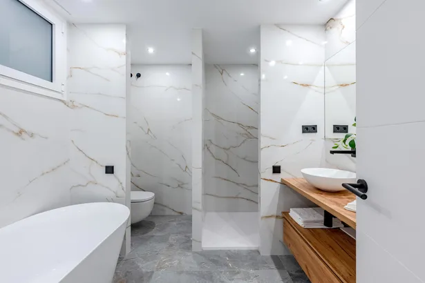Exclusiva vivienda reformada de 215 m² en la emblemática esquina Diagonal–Muntaner