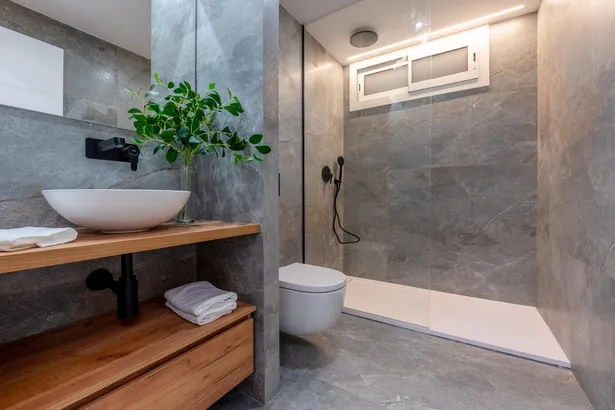 Exclusiva vivienda reformada de 215 m² en la emblemática esquina Diagonal–Muntaner