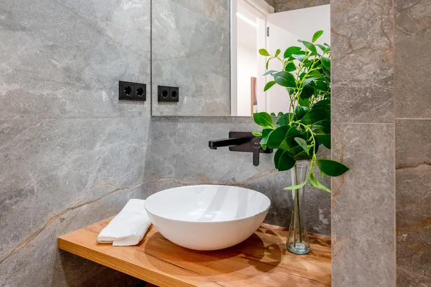 Exclusiva vivienda reformada de 215 m² en la emblemática esquina Diagonal–Muntaner