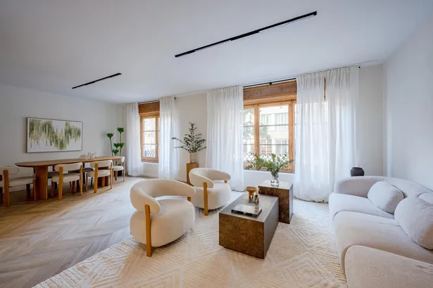 Exclusiva vivienda reformada de 215 m² en la emblemática esquina Diagonal–Muntaner
