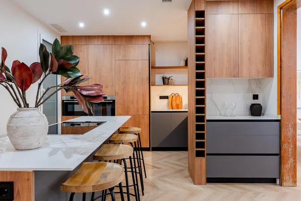 Exclusiva vivienda reformada de 215 m² en la emblemática esquina Diagonal–Muntaner