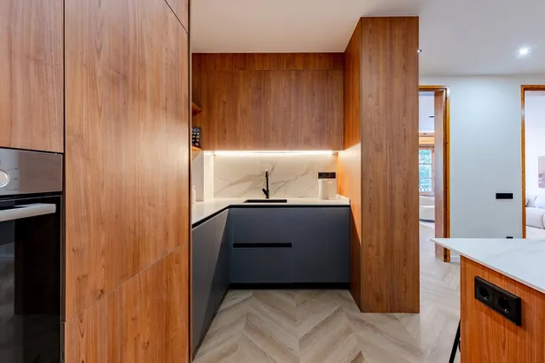 Exclusiva vivienda reformada de 215 m² en la emblemática esquina Diagonal–Muntaner
