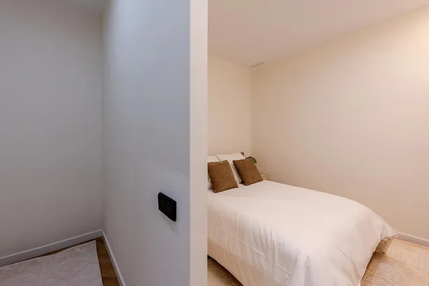 Exclusiva vivienda reformada de 215 m² en la emblemática esquina Diagonal–Muntaner