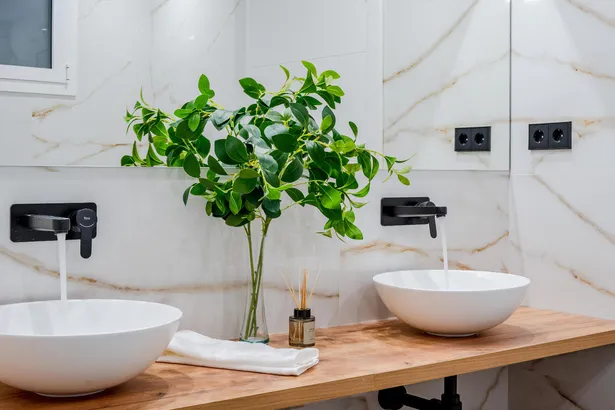 Exclusiva vivienda reformada de 215 m² en la emblemática esquina Diagonal–Muntaner
