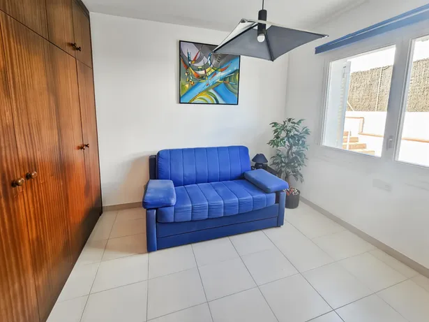 Casa cantonera a Urb. Farell, Sant Pol