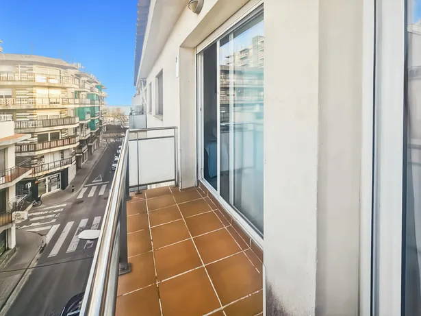 Àtic dúplex al centre de Calella!!