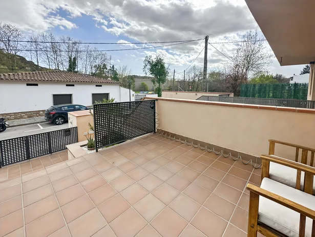 Casa familiar en Gualba de Baix con vistas al Montseny