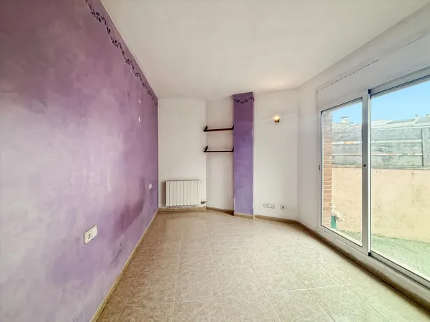 Planta baixa amb gran terrassa a Sant Pere (Tordera)