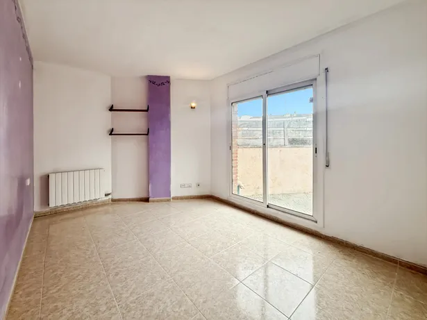 Planta baixa amb gran terrassa a Sant Pere (Tordera)