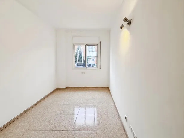 Planta baixa amb gran terrassa a Sant Pere (Tordera)