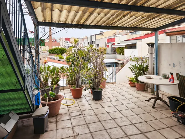 Gran casa con ascensor en el centro de Mataró: espacio, ubicación y gran potencial