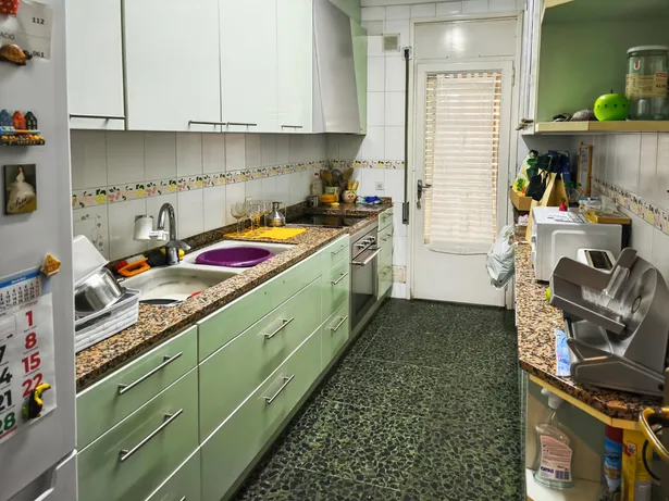 Gran casa con ascensor en el centro de Mataró: espacio, ubicación y gran potencial