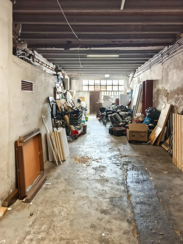 Gran casa con ascensor en el centro de Mataró: espacio, ubicación y gran potencial