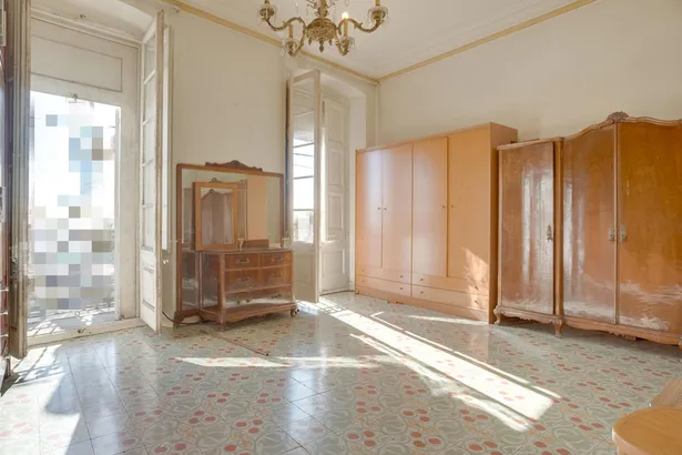 Habitatge amb història a primera línia de mar al Masnou