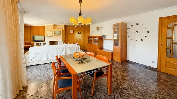 Pis de 5 habitacions a Sant Cebrià de Vallalta