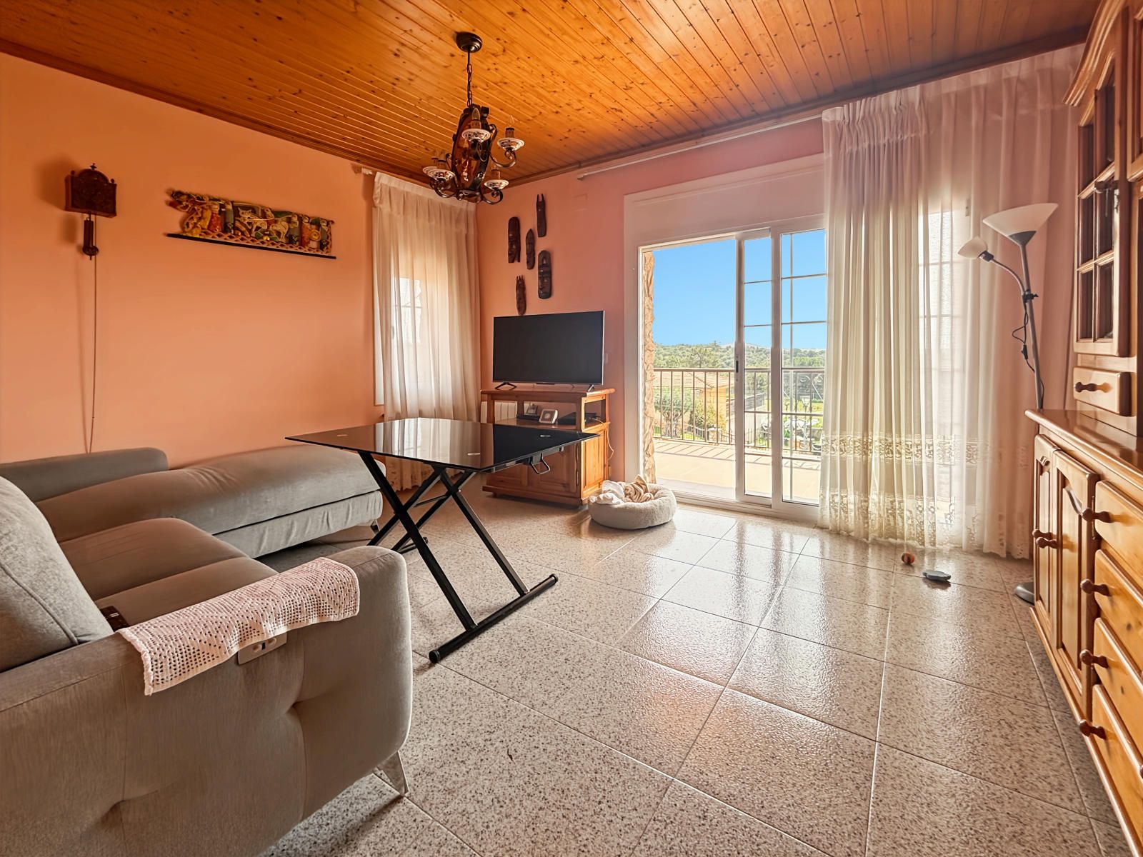 Fabulosa casa a quatre vents a Tordera amb terreny