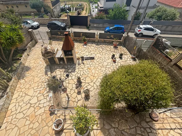 Fabulosa casa a quatre vents a Tordera amb terreny