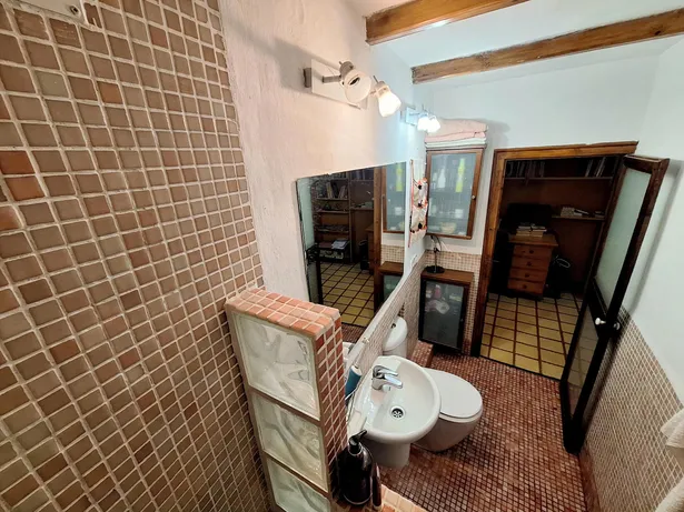 Magnífico piso en el corazón de El Raval, Barcelona
