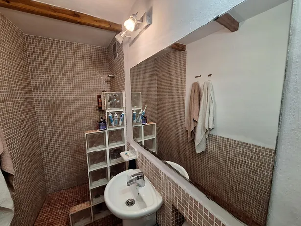 Magnífico piso en el corazón de El Raval, Barcelona
