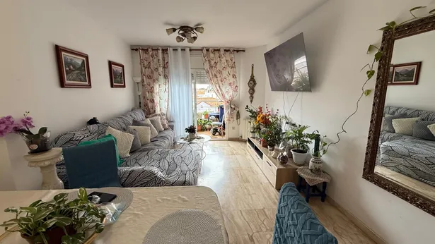 Descubre esta magnífica vivienda situada en segunda línea de mar en Blanes.