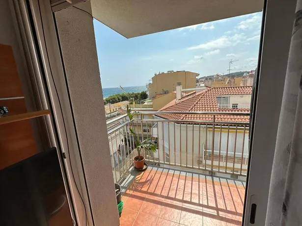 ¡Piso con vistas al mar en Calella!