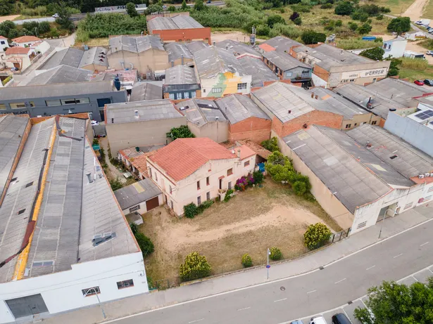 Masia en el centro de La Garriga.