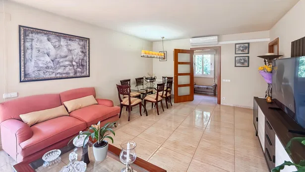 Exclusiva vivienda en segunda línea de mar en Blanes