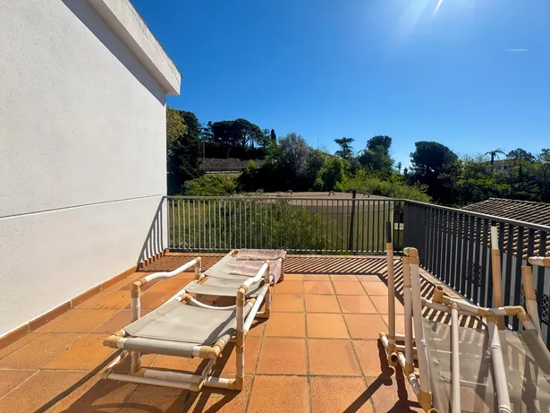 ¡GRAN OPORTUNIDAD! CASA A LA VENTA EN EL CENTRO DE SANT VICENÇ DE MONTALT!