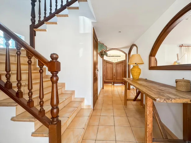 ¡GRAN OPORTUNIDAD! CASA A LA VENTA EN EL CENTRO DE SANT VICENÇ DE MONTALT!