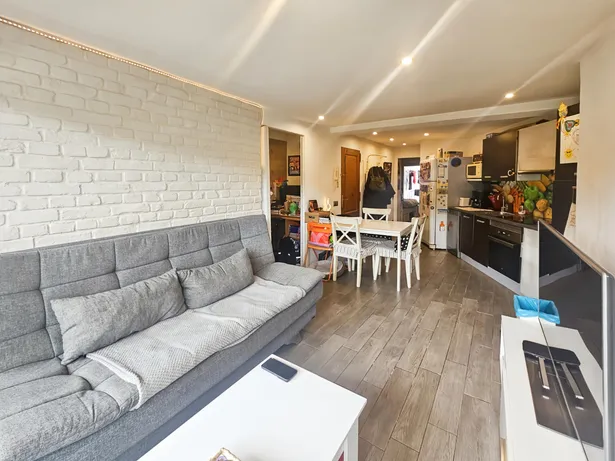 ¡Piso superior en zona alta de Sant Andreu de Llavaneres!
