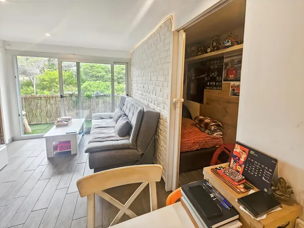 ¡Piso superior en zona alta de Sant Andreu de Llavaneres!