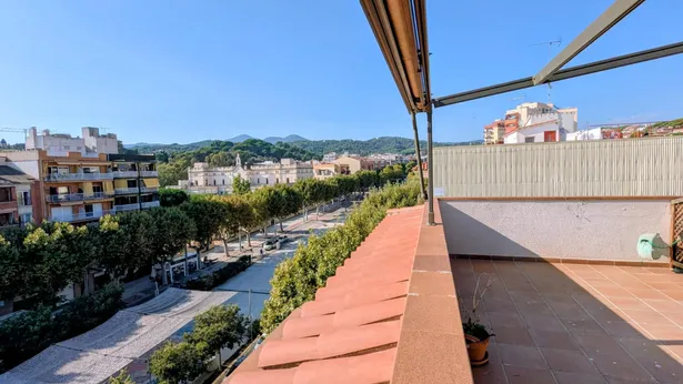 Ático-dúplex en pleno centro de arenys de mar!
