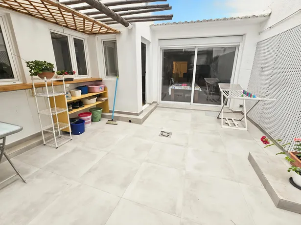 Planta baja con terraza en Pineda de Mar