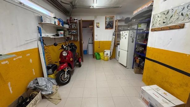 Descobreix aquesta magnífica casa a quatre vents situada en una de les zones més privilegiades i tranquil·les de Sant Iscle de Vallalta.