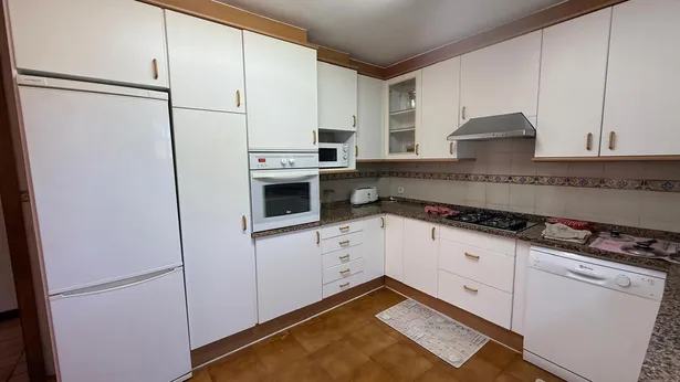 Descobreix aquesta magnífica casa a quatre vents situada en una de les zones més privilegiades i tranquil·les de Sant Iscle de Vallalta.