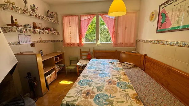 Descobreix aquesta magnífica casa a quatre vents situada en una de les zones més privilegiades i tranquil·les de Sant Iscle de Vallalta.