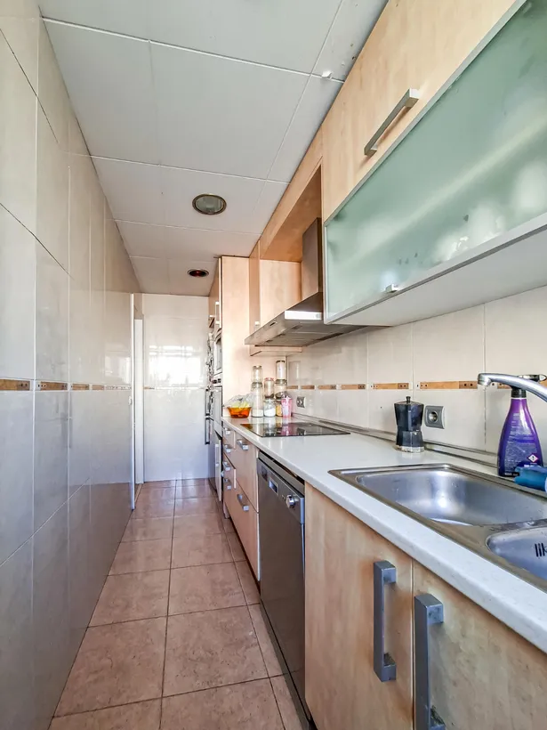 Te presentamos esta acogedora vivienda situada en el barrio de Cotet, en Premià de Mar.