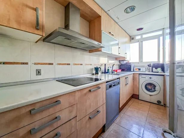 Te presentamos esta acogedora vivienda situada en el barrio de Cotet, en Premià de Mar.