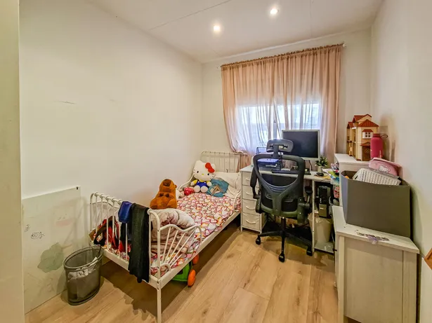 Te presentamos esta acogedora vivienda situada en el barrio de Cotet, en Premià de Mar.