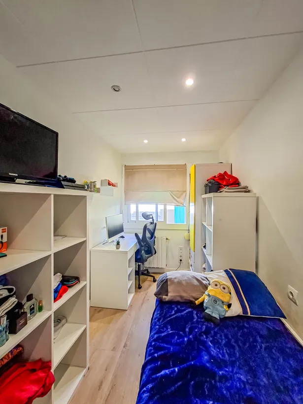 Te presentamos esta acogedora vivienda situada en el barrio de Cotet, en Premià de Mar.