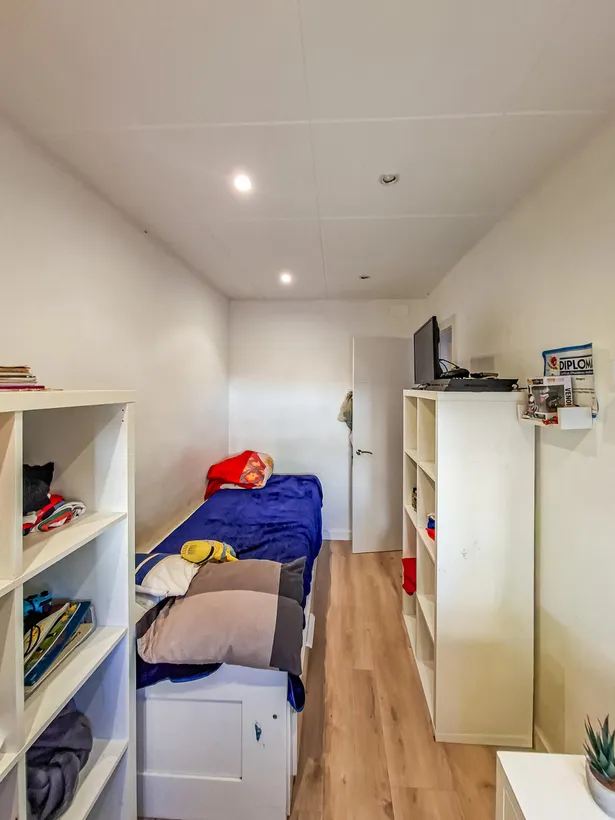 Te presentamos esta acogedora vivienda situada en el barrio de Cotet, en Premià de Mar.