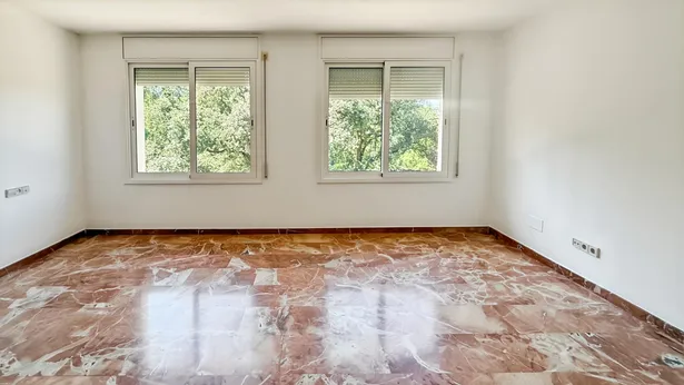 Casa adosada con piscina en L’Ametlla