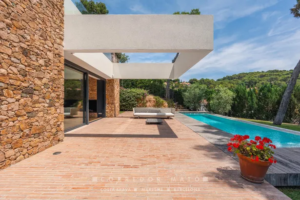SALVADOR, une spectaculaire villa avec piscine et vue de carte postale sur Tamariu