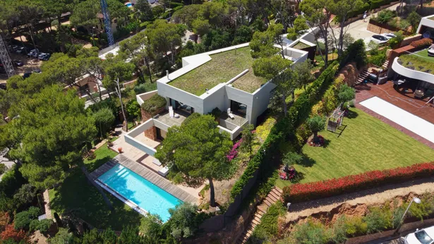 SALVADOR, une spectaculaire villa avec piscine et vue de carte postale sur Tamariu